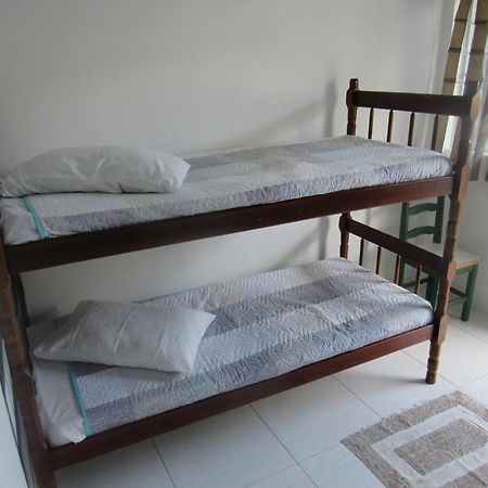 Hotel Pousada Girassol Matinhos Esterno foto