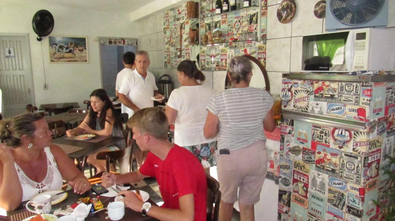 Hotel Pousada Girassol Matinhos Esterno foto