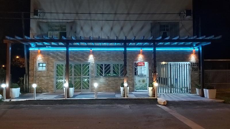 Hotel Pousada Girassol Matinhos Esterno foto