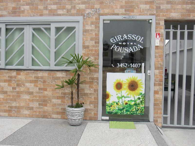 Hotel Pousada Girassol Matinhos Esterno foto